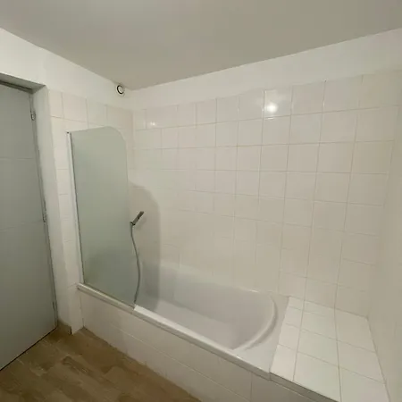 Charmante Maison 3 Plein Centre Avec Parking Prive Gratuit